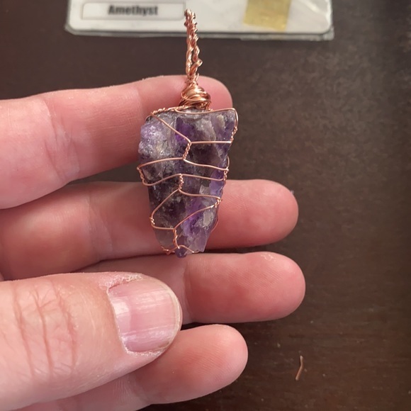 amethyst & aquamarine rough stone copper pendant - Picture 5 of 8